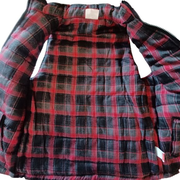 Sovereign Code Boy's Black Vest Sleeveless Zip Closure Size 10-12 Waterproof - Picture 8 of 8